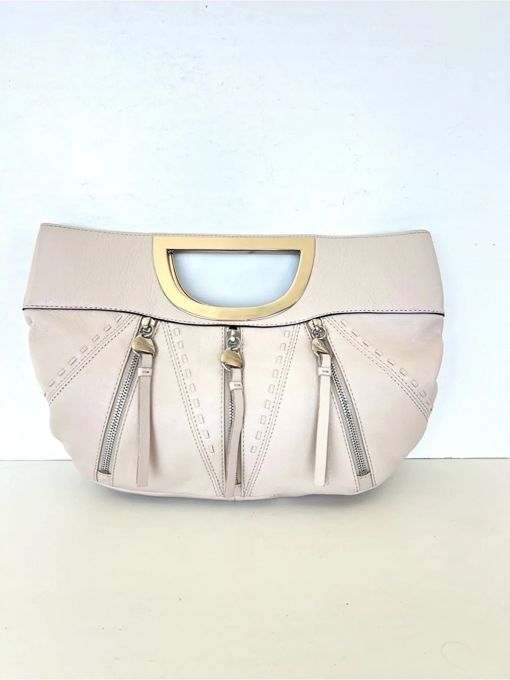 B. MAKOWSKY Cream Pebbled Leather Silver Hardware Evening Cocktail Bag Clutch